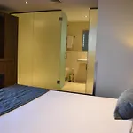 Ozo Hotel